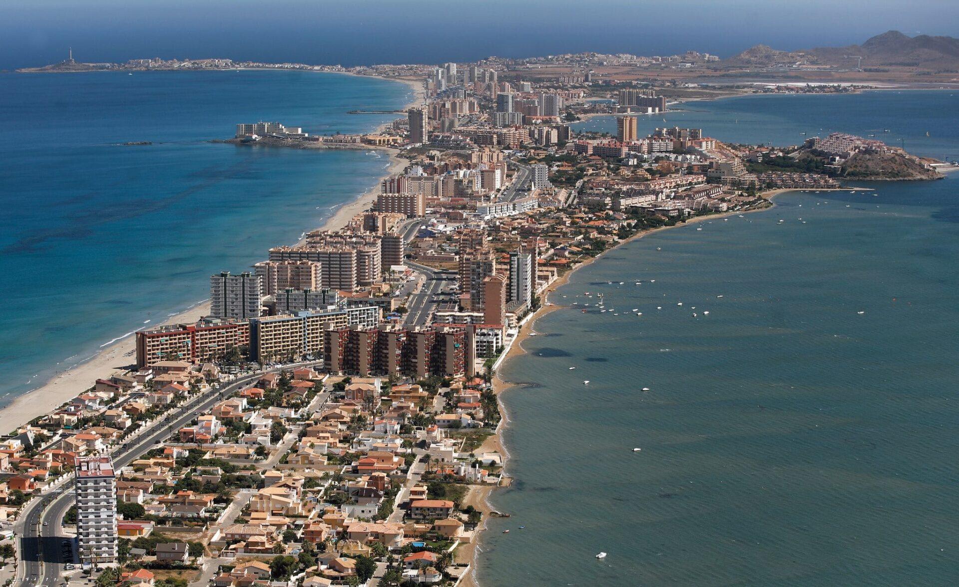 Por qué invertir en la costa española